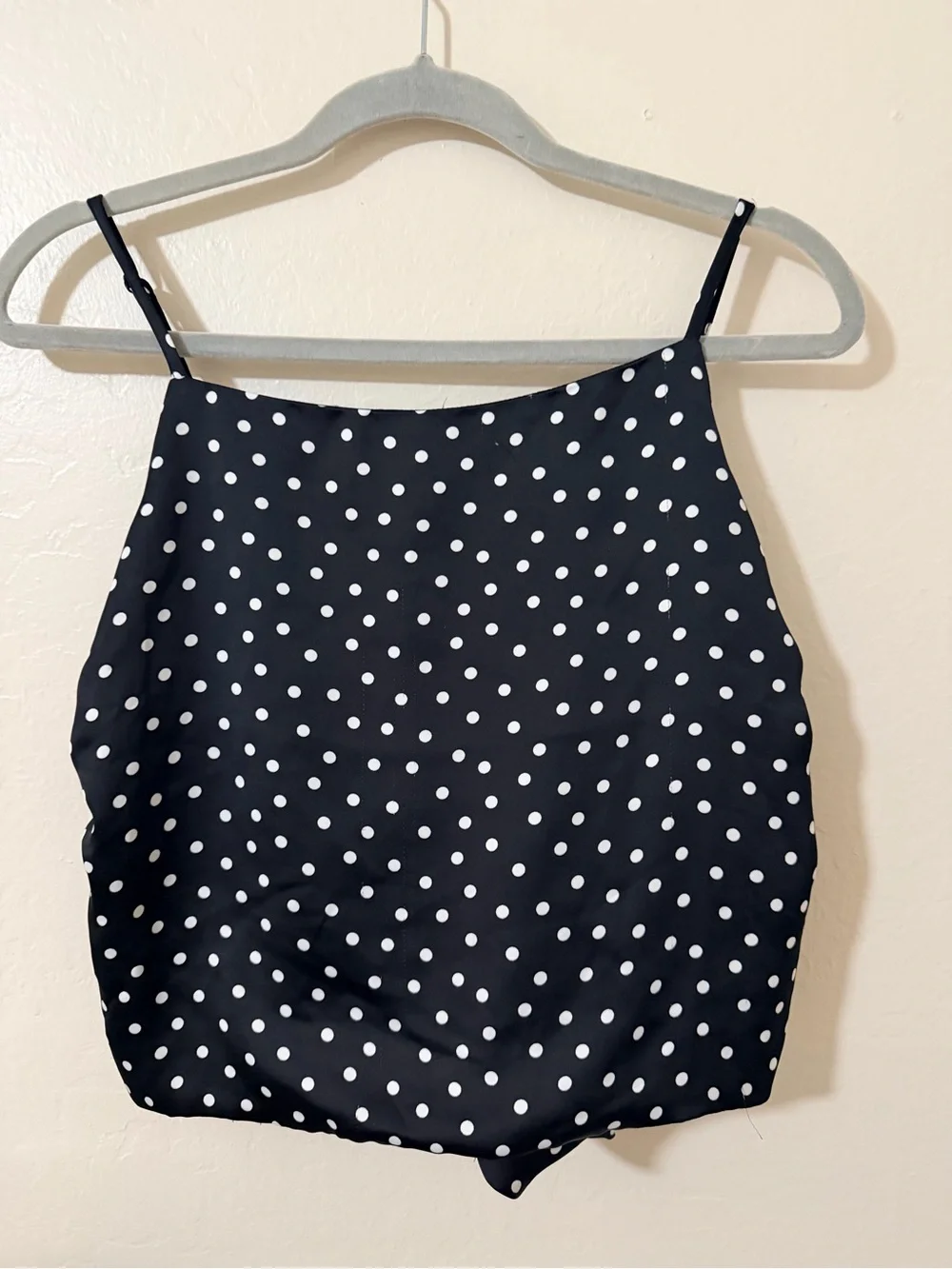 House of Harlow 1960 Black and White Polka Dot Spaghetti Strap Camisole - Picture 3 of 5